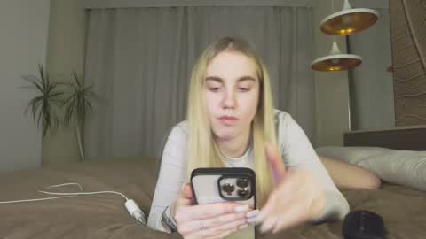 Amina Adelina online show from 02-13-25, 05:01