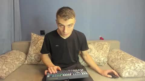 bristlebback online show from 09-15-25, 04:07