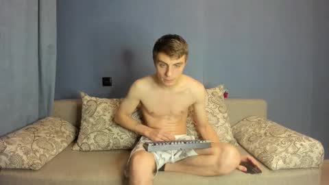 bristlebback online show from 11-05-25, 04:51