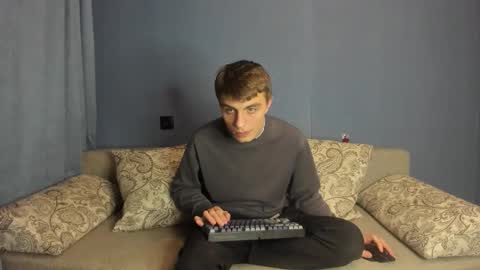 bristlebback online show from 11-08-25, 04:29