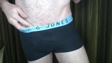 Snapshot of brit_dadbod chatting on 01-27-25, 04:43 brit_dadbod online show from 01-27-25, 04:43