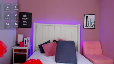 Britany online show from 10-31-25, 08:32