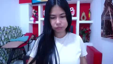 Snapshot of britanyx1 chatting on 01-17-26, 01:49 britanyx1 online show from 01-17-26, 01:49