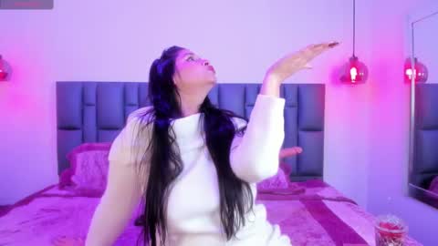 Snapshot of brithanyadams chatting on 02-14-25, 02:50 brithanyadams online show from 02-14-25, 02:50