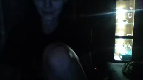 Snapshot of britneyamy chatting on 01-04-25, 10:34 Britney online show from 01-04-25, 10:34