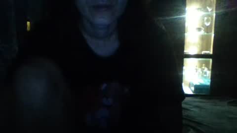 Snapshot of britneyamy chatting on 01-12-25, 08:57 Britney online show from 01-12-25, 08:57