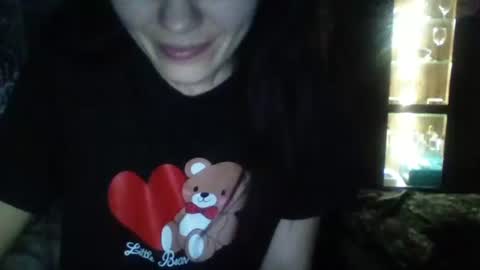 Snapshot of britneyamy chatting on 01-16-25, 10:23 Britney online show from 01-16-25, 10:23
