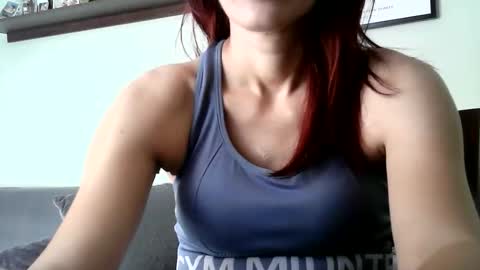 Snapshot of britneyamy chatting on 09-15-25, 09:53 Britney online show from 09-15-25, 09:53