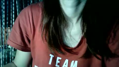 Snapshot of britneyamy chatting on 10-11-25, 09:13 Britney online show from 10-11-25, 09:13