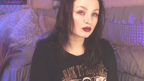 britneybarker online show from 01-03-25, 02:32