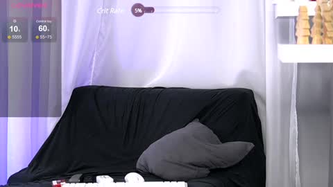 Snapshot of britneyhudson chatting on 01-10-25, 10:17 britneyhudson online show from 01-10-25, 10:17