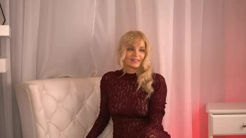 Snapshot of britneyhudson chatting on 03-03-25, 04:25 britneyhudson online show from 03-03-25, 04:25