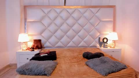 Brittany  online show from 11-05-25, 04:01