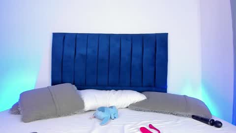 brittany 25 years old  happy as a worm  online show from 12-05-25, 07:50