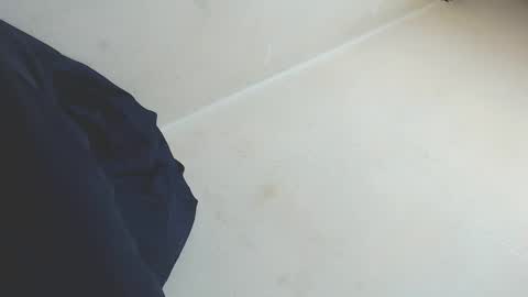 ....Kriss Vergara....... online show from 02-15-25, 09:16