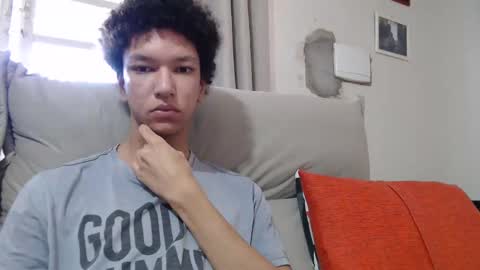 Snapshot of brocklow chatting on 01-20-25, 10:29 Derek Richard online show from 01-20-25, 10:29