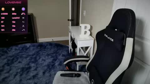 brookebee online show from 03-04-25, 11:00