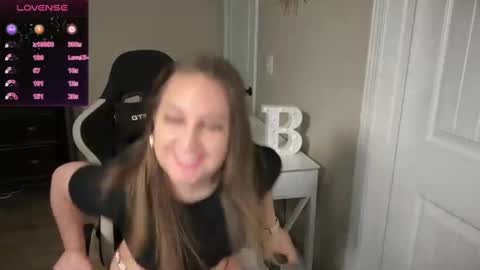 brookebee online show from 03-11-25, 10:42