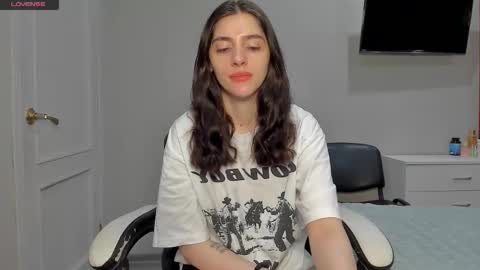 broosnica1 online show from 12-17-25, 07:14