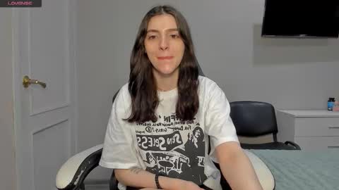 broosnica1 online show from 12-23-25, 07:06