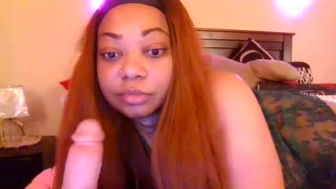 Snapshot of brownroundrenee chatting on 02-03-25, 09:50 brownroundrenee online show from 02-03-25, 09:50