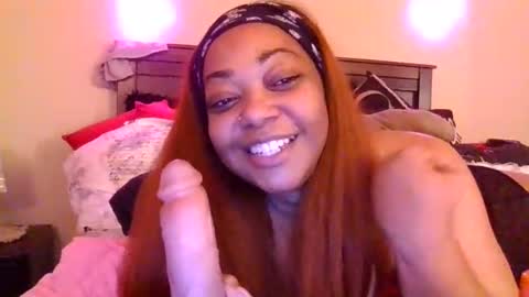 Snapshot of brownroundrenee chatting on 02-04-25, 09:52 brownroundrenee online show from 02-04-25, 09:52