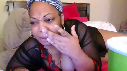 brownroundrenee online show from 02-19-26, 03:52