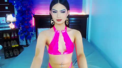 Snapshot of brownsausageroberta chatting on 12-18-24, 02:06 Roberta  GODDESS OF PLEASURE AND SEXUALDESIRE   online show from 12-18-24, 02:06