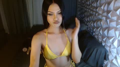 Snapshot of brownsausageroberta chatting on 01-07-25, 10:11 Roberta  GODDESS OF PLEASURE AND SEXUALDESIRE   online show from 01-07-25, 10:11