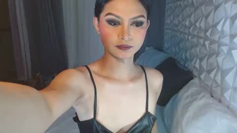 Snapshot of brownsausageroberta chatting on 01-20-25, 06:31 Roberta  GODDESS OF PLEASURE AND SEXUALDESIRE   online show from 01-20-25, 06:31