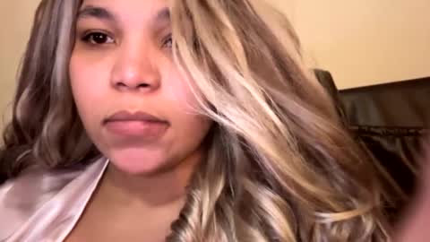 EtherealLilac online show from 01-22-25, 04:13