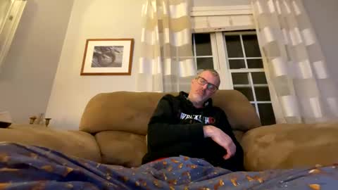 Bruce online show from 01-24-25, 01:13