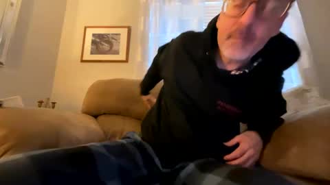 Bruce online show from 01-25-25, 04:13