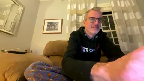 Bruce online show from 01-31-25, 03:41