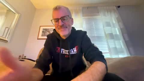 Bruce online show from 02-01-25, 03:18