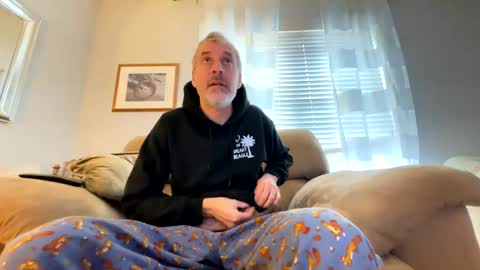 Bruce online show from 02-06-25, 04:36