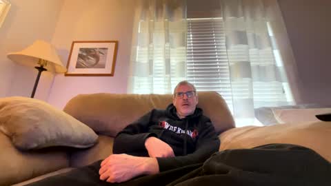 Bruce online show from 02-11-25, 03:18