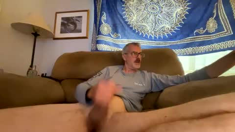 Bruce online show from 10-06-25, 03:09