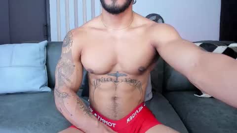 Snapshot of bruce_roldan chatting on 10-10-25, 09:58 bruce roldan online show from 10-10-25, 09:58