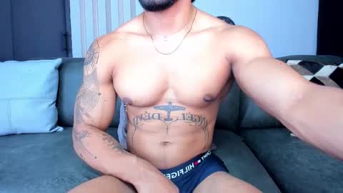 Snapshot of bruce_roldan chatting on 11-14-25, 08:51 bruce roldan online show from 11-14-25, 08:51