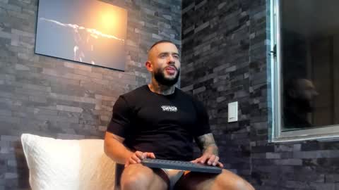 Snapshot of brucedallas chatting on 10-12-25, 11:26 brucedallas online show from 10-12-25, 11:26