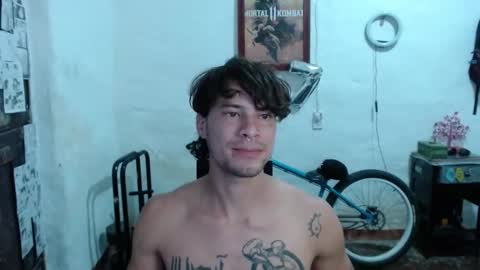 Snapshot of brucewayne1_ chatting on 10-06-25, 10:51 brucewayne1_ online show from 10-06-25, 10:51