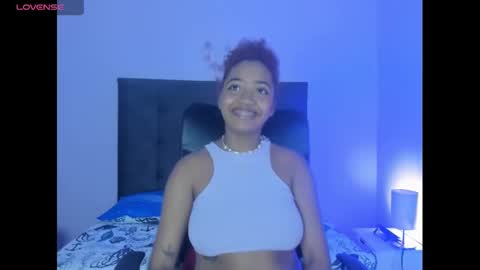 Lady  online show from 02-12-25, 12:48