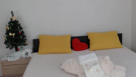 Snapshot of brunettgirl_ chatting on 01-14-26, 06:41 Ellis online show from 01-14-26, 06:41