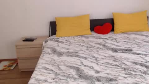 Snapshot of brunettgirl_ chatting on 02-06-26, 08:07 Ellis online show from 02-06-26, 08:07