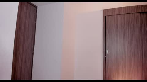 Snapshot of brunnahart chatting on 12-17-24, 01:07     online show from 12-17-24, 01:07