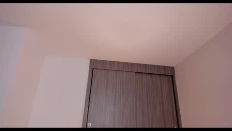 Snapshot of brunnahart chatting on 12-24-24, 12:00     online show from 12-24-24, 12:00