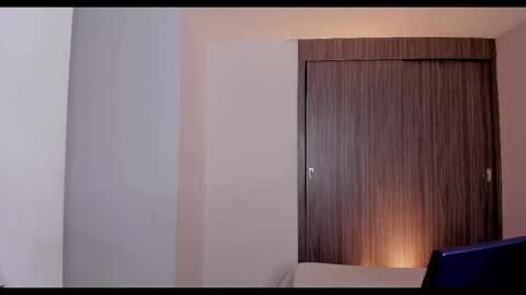 Snapshot of brunnahart chatting on 10-02-25, 07:26     online show from 10-02-25, 07:26