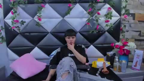 Bruno Cruz online show from 11-09-25, 02:43