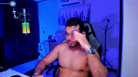 Bruno online show from 10-22-25, 06:02
